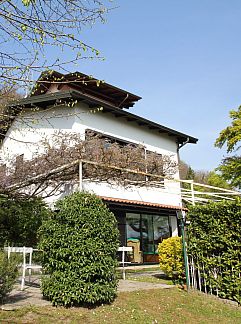 Holiday property Vakantiehuis Delle Ortensie, Stresa, Italian Lakes, Italy