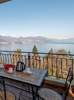 Holiday property Vakantiehuis Delle Ortensie, Stresa, Italian Lakes, Italy