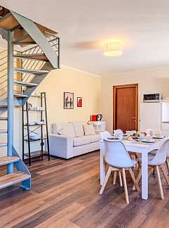 Apartment Appartement Piazza San Giuseppe, Acquaseria, Italian Lakes, Italy