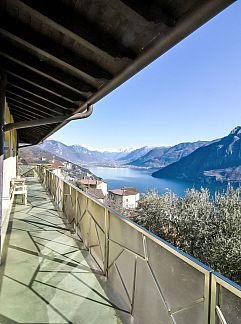 Apartment Appartement Xino Villetta, Fonteno, Italian Lakes, Italy