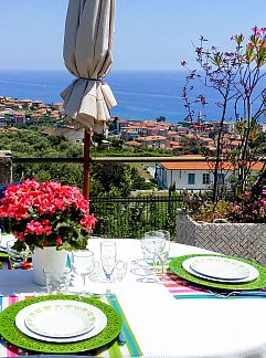 Vakantiewoning Vakantiehuis Nicolò, San Lorenzo al Mare, Ligurië, Italië