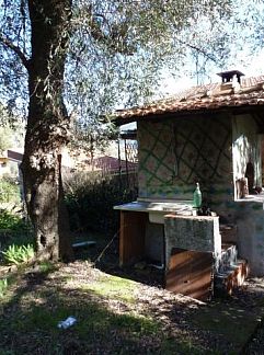 Vakantiewoning Vakantiehuis in Fanghetto, Olivetta San Michele, Ligurië, Italië
