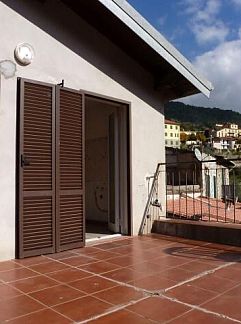 Vakantiewoning Vakantiehuis in Fanghetto, Olivetta San Michele, Ligurië, Italië