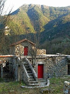 Vakantiewoning Vakantiehuis in Fanghetto, Olivetta San Michele, Ligurië, Italië