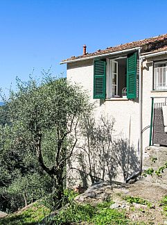 Apartment Appartement La Ginestra, Zoagli, Liguria, Italy