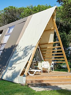 Vakantiewoning Vakantiehuis Deluxe, Baia Domizia, Campanië / Napels, Italië