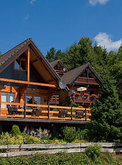 Chalet Balcon Petite Suisse, Dochamps, Luxembourg, Belgique