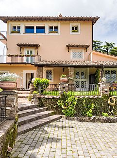 Vakantiewoning Vakantiehuis Vista da Rocca di Papa, Rocca di Papa, Lazio / Rome, Italië