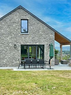 Chalet Vue sur Ourthe, Tohogne, Luxembourg, Belgium