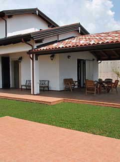 Logement de vacances Vakantiehuis Angenehmes Haus in Itri mit überdachtem Innenh, Itri, Lazio / Rome, Italie