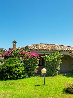 Vakantiewoning Vakantiehuis Bouganville, Villasimius, Sardinië, Italië