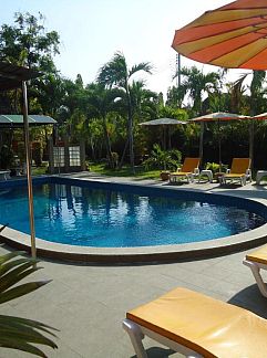 Apartment Serene Sands Health Resort, Bang Lamung, East Thailand, Thailand