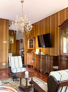 Apartment Appartement Villa Luigi, Unterkunft in der Villa, Parkplatz,, Capoterra, Sardinia, Italy