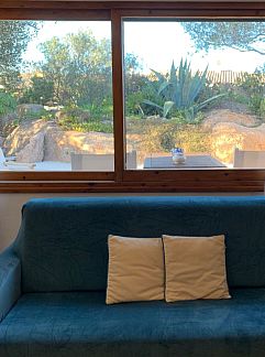 Apartment Appartement Zwei-Zimmer-Premium-Oleandri-Apartment, Arzachena, Sardinia, Italy