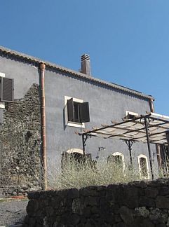 Apartment Appartement 'Etna Royal View, Trecastagni, Sicily, Italy