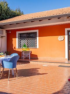 Logement de vacances Vakantiehuis Sizilianisches Haus, Viagrande, Sicile, Italie