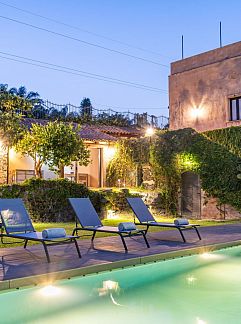 Ferienhaus Vakantiehuis mit Pool Infinity, Giarre, Sizilien, Italien