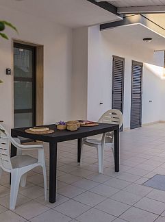 Appartement Appartement Appartamento con 1 camera da letto, Cava D`Aliga, Sicile, Italie