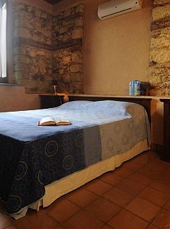 Apartment Appartement 'Benincasa C, Gioiosa Marea, Sicily, Italy