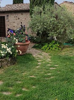 Apartment Appartement Wohnung mit Garten und oberirdischem Pool, Murlo, Tuscany / Elba, Italy