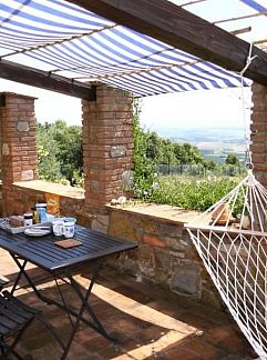 Appartement Appartement Studio mit Balkonblick ins bergige Grüne, Spina, Umbrien / Marken, Italien