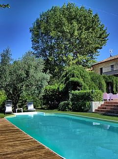 Ferienhaus Vakantiehuis "Haustierfreundliches 'Cottage Glicini' mit Poo, Ostra, Umbrien / Marken, Italien