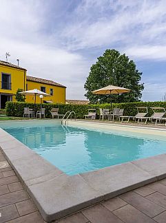 Holiday property Vakantiehuis Casa Barbara, Cessapalombo, Umbria / Marché, Italy