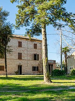 Ferienhaus Vrijstaande woning in Falerone, Falerone, Umbrien / Marken, Italien