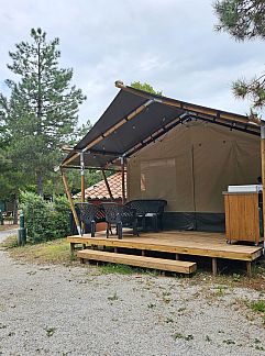 Tenthuis Safaritent + sanitair, Monte Santa Maria Tiberina, Umbrië / Marche, Italië