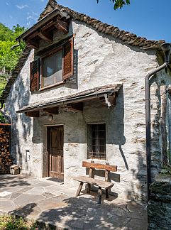 Ferienhaus Vakantiehuis Baita Degli Orsi, Domodossola, Piemont, Italien