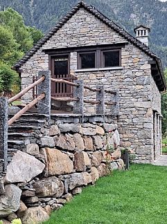 Vakantiewoning Vakantiehuisje in Crodo, Crodo, Piemonte, Italië