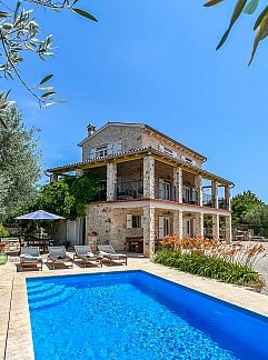 Vakantiewoning Vakantiehuis Villa Lenka mit Pool, Porec/Heraki, Istrie, Kroatië