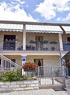 Vakantiewoning Vakantiehuis Fratrici, Umag/Murine, Istrie, Kroatië