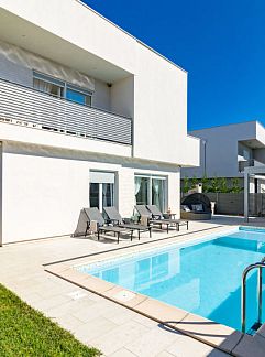 Vakantiewoning Vakantiehuis Casa Claudia, Novigrad (Istra), Istrie, Kroatië