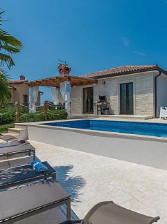 Vakantiewoning Vakantiehuis Casa Claudia, Novigrad (Istra), Istrie, Kroatië