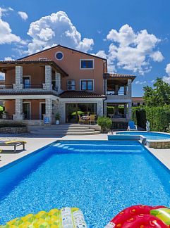 Vakantiewoning Vakantiehuis Villa Renzo, Buje/Plovanija, Istrie, Kroatië