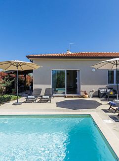 Vakantiewoning Vakantiehuis Villa Renzo, Buje/Plovanija, Istrie, Kroatië
