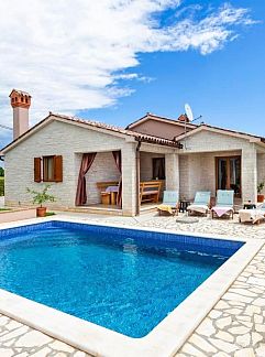 Logement de vacances Vakantiehuis Villa Puntarina, Barban, Istrie, Croatie