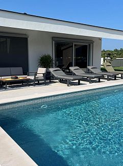 Vakantiewoning Vakantiehuis Mario, Svetvincenat, Istrie, Kroatië