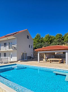 Appartement Appartement Tešija, Trogir/Vranjica, Dalmatie, Kroatië