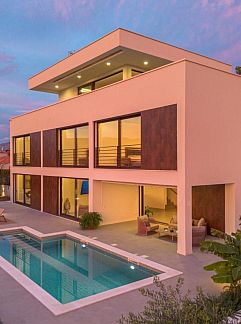 Holiday property Vakantiehuis Komfortables Haus in Selca mit privatem Parkpla, Brac/Selca, Dalmatia, Croatia