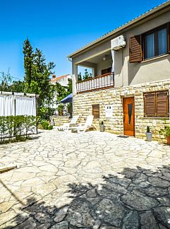 Appartement Appartement Ivanka 2, Rovanjska, Dalmatie, Kroatië