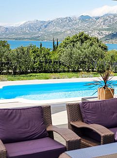 Vakantiewoning Vakantiehuis Velebit, Rovanjska, Dalmatie, Kroatië