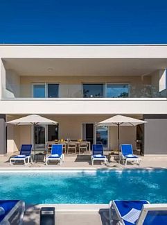 Apartment Appartement Ivanka 2, Rovanjska, Dalmatia, Croatia