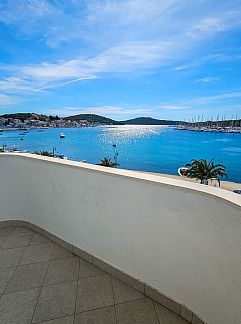 Vakantiewoning Vakantiehuis Lynn, Rogoznica, Dalmatie, Kroatië