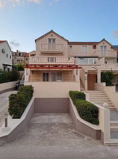 Appartement Appartement für 3 Personen  + 1 Kind ca. 55 m&sup2; in Bol,, Brac/Bol, Dalmatien, Kroatien