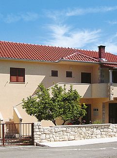 Logement de vacances Vakantiehuis Lucije, Brac/Splitska, Dalmatie, Croatie