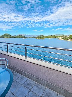 Appartement Appartement Jasmina, Blace, Dalmatie, Kroatië