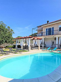 Vakantiewoning Vakantiehuis Villa di Pietra, Sibenik/Dubrava, Dalmatie, Kroatië