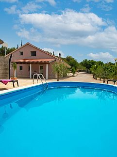 Vakantiewoning Vakantiehuis Villa di Pietra, Sibenik/Dubrava, Dalmatie, Kroatië